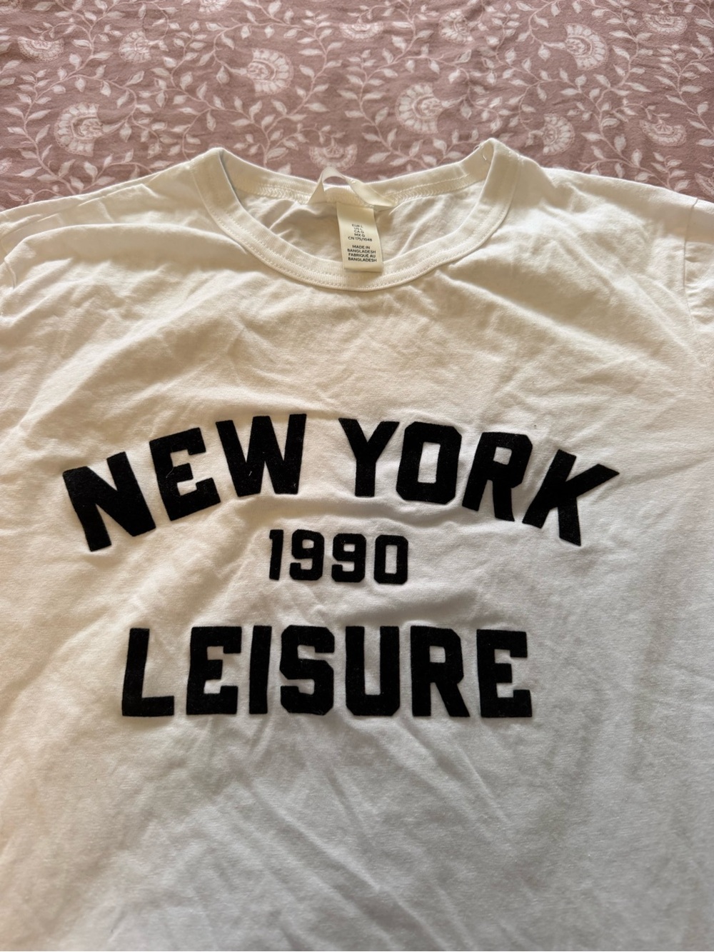 H&M White Short Sleeve Tee with Black New York 'Leisure 1990' Print